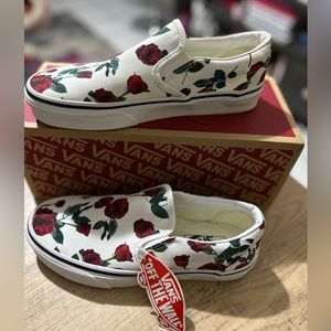 Vans Red Roses True White Classic Slip On 🌹